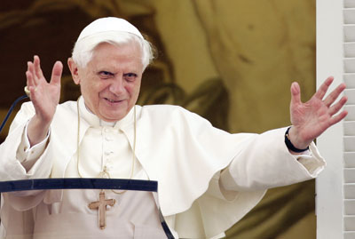 Ratzinger: Il Concilio? Niente anacronismi né fughe in avanti
