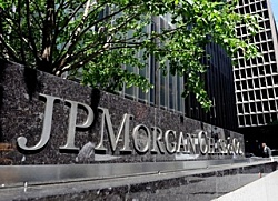 JPMorgan, saltano i primi tre manager