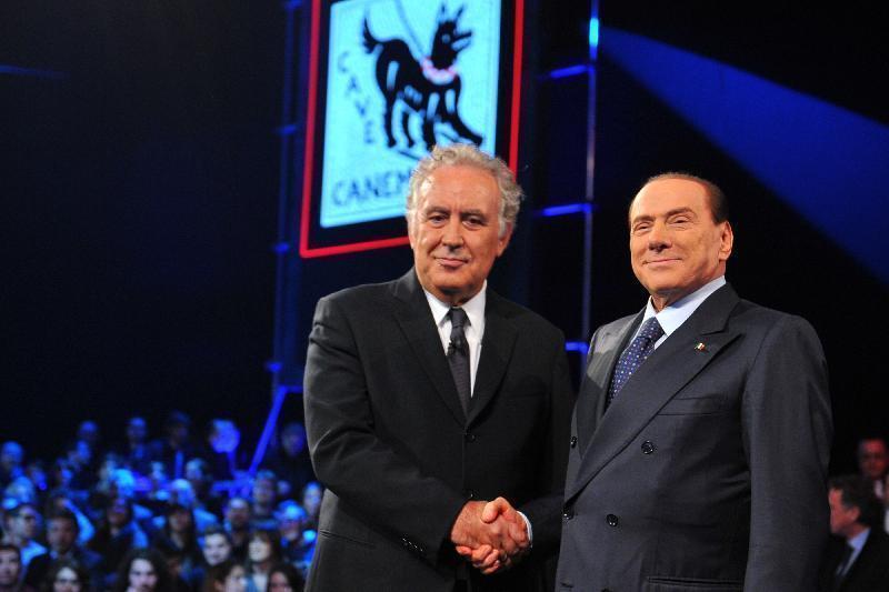 Santoro-Berlusconi: sfida dialettica vinta da Silvio. Ma politica e giornalismo dov’erano?
