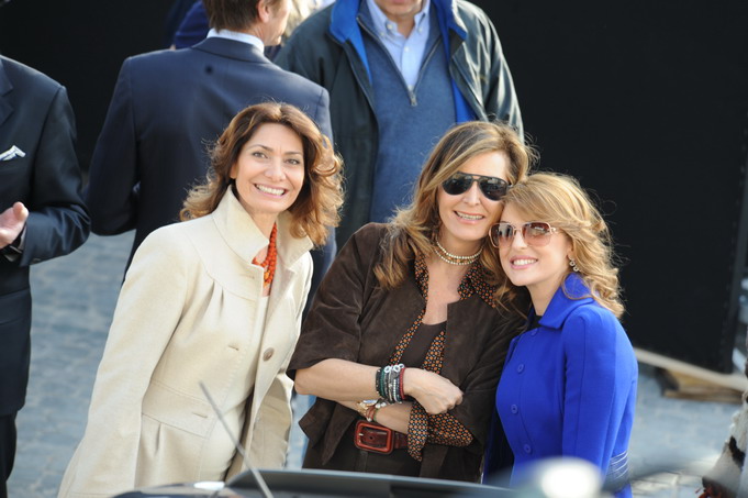 Esther Crimi, Daniela Santanchè e Francesca Pascale