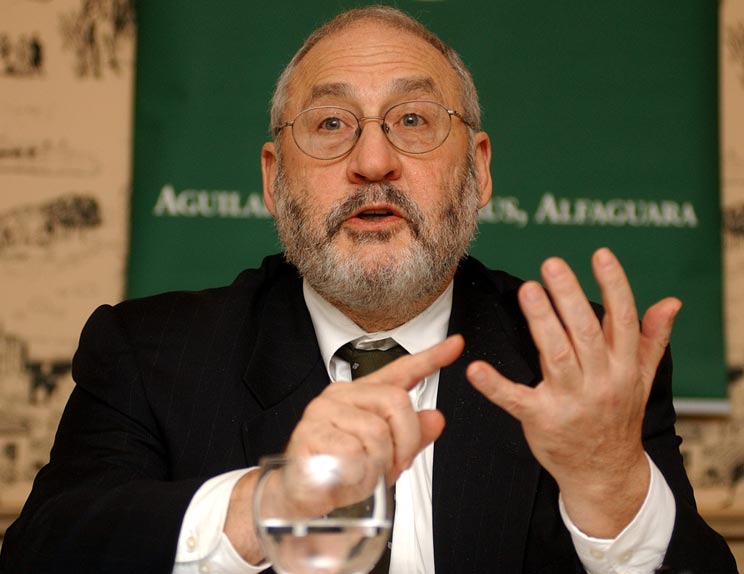 Joseph Stiglitz spiega perché l’austerità minaccia la democrazia in Europa