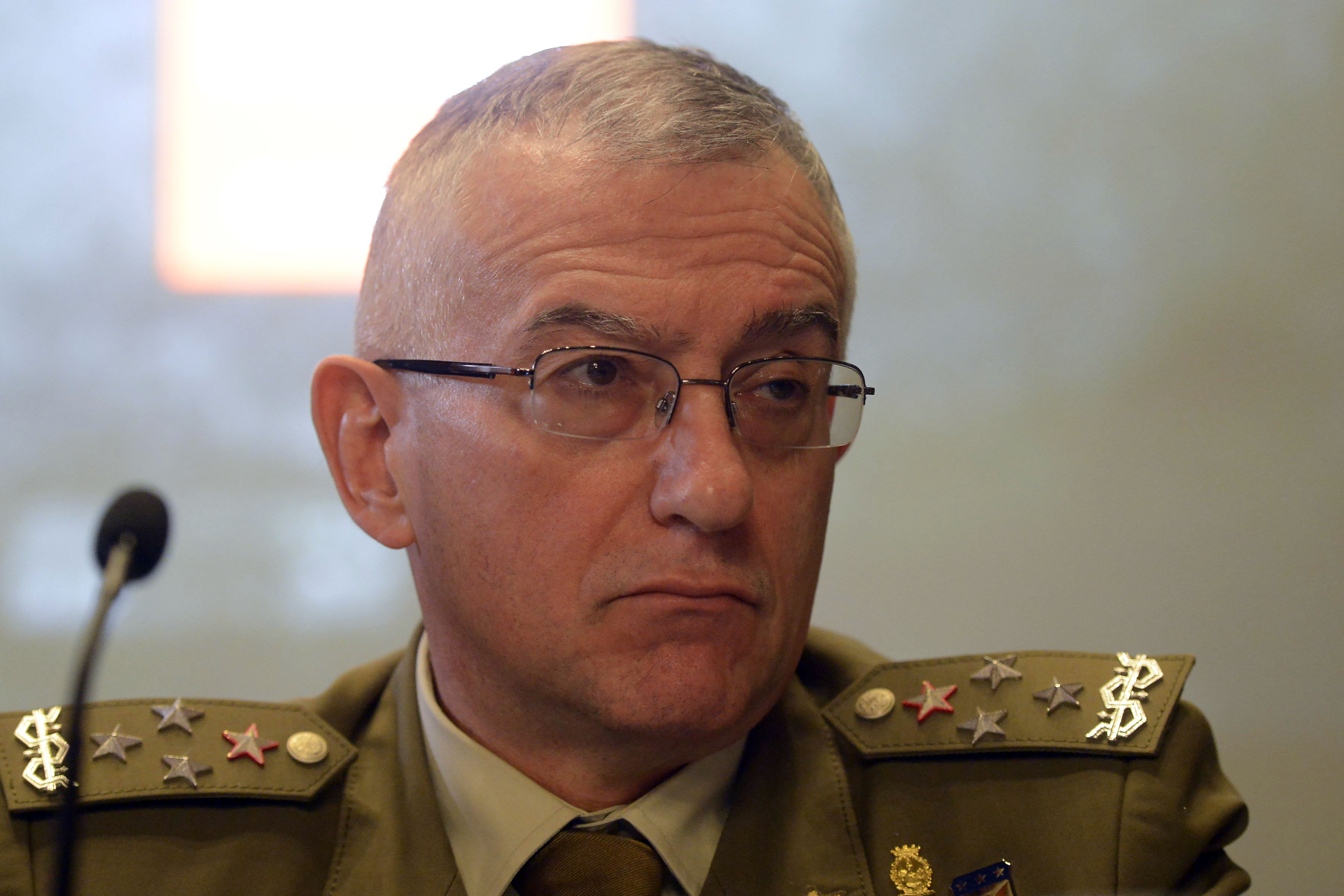 Chi è il generale Claudio Graziano, il nuovo capo di Stato maggiore della Difesa Chi è il generale Claudio Graziano, il nuovo capo di Stato maggiore della Difesa