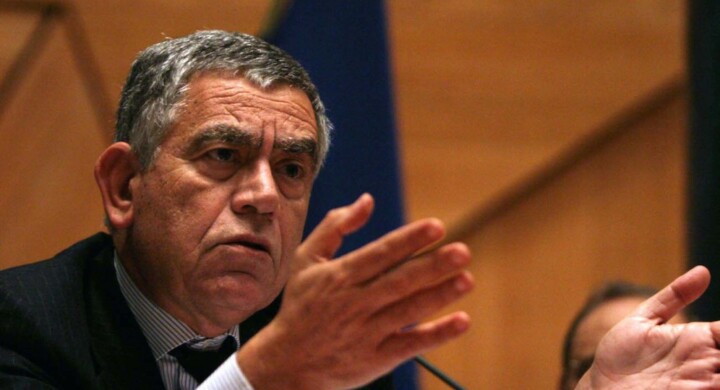 Perché il Fiscal Compact non va costituzionalizzato subito