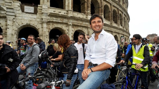 trasporti Paola Taverna e Alessandro Di Battista