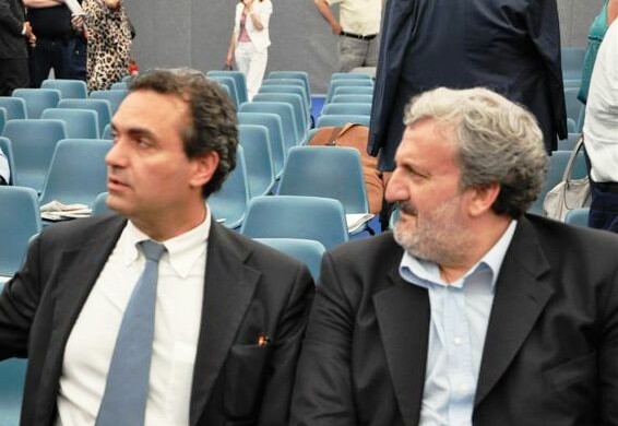 Ecco come Emiliano e De Magistris fomentano l’antirenzismo al Sud