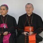 Monsignor Angelo Becciu e Monsignor Pietro Parolin