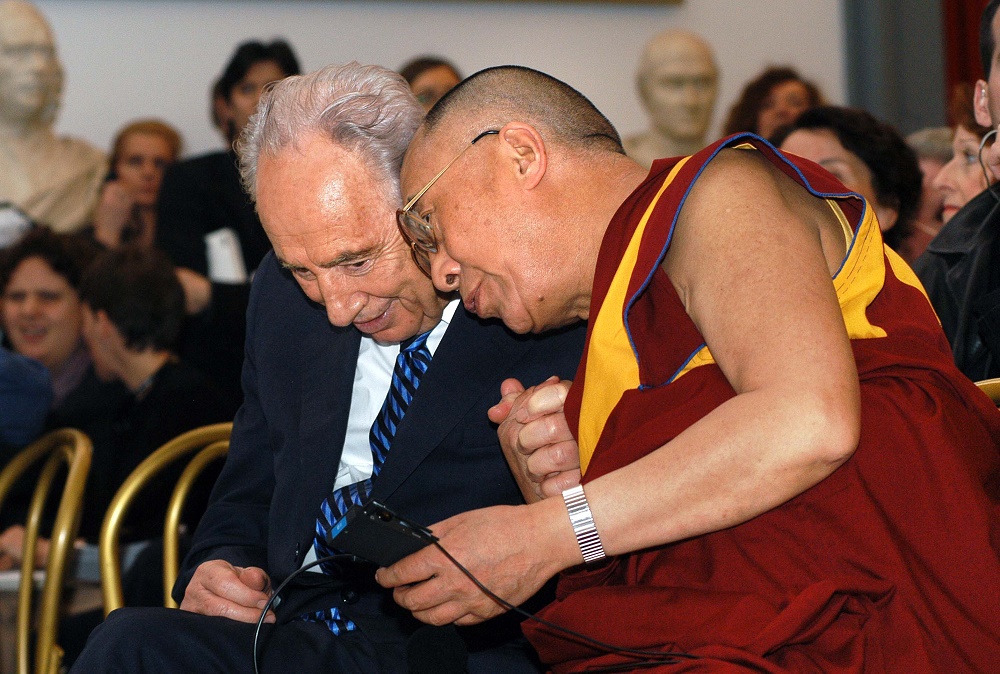 Shimon Peres e Tenzin Gyatso Dalai Lama
