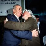 Shimon Peres e Yasser Arafat