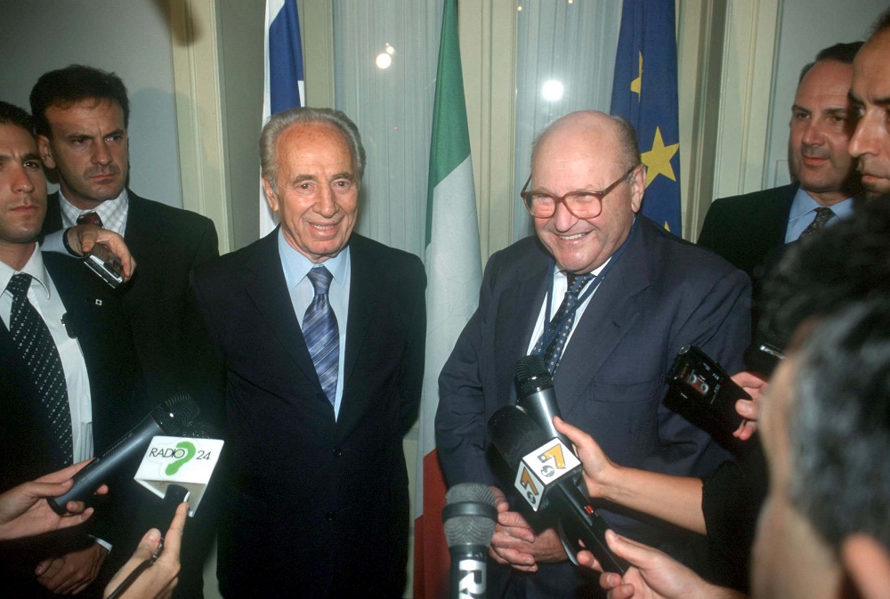 Shimon Peres e Renato Ruggiero