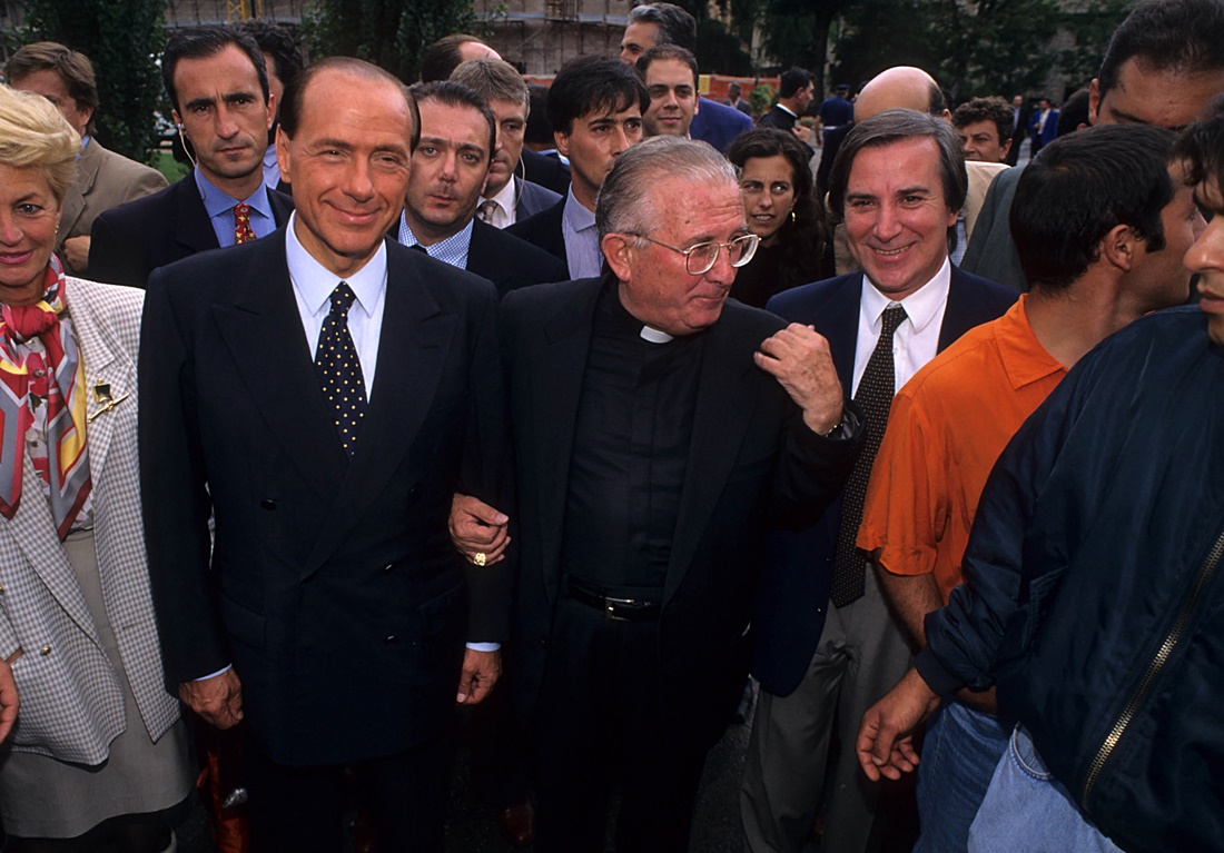 Silvio Berlusconi, don Pierino Gelmini (1992)