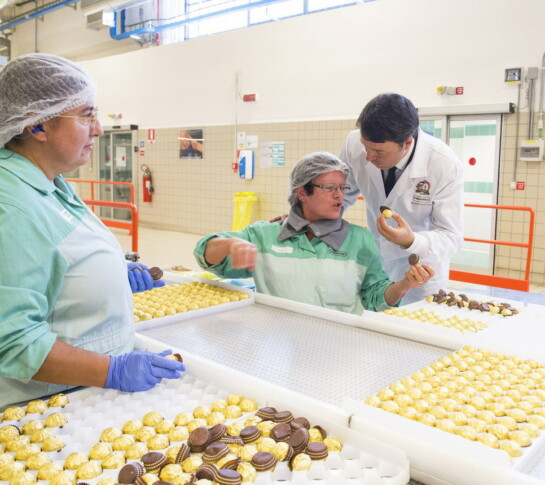 Matteo Renzi allo stabilimento Ferrero
