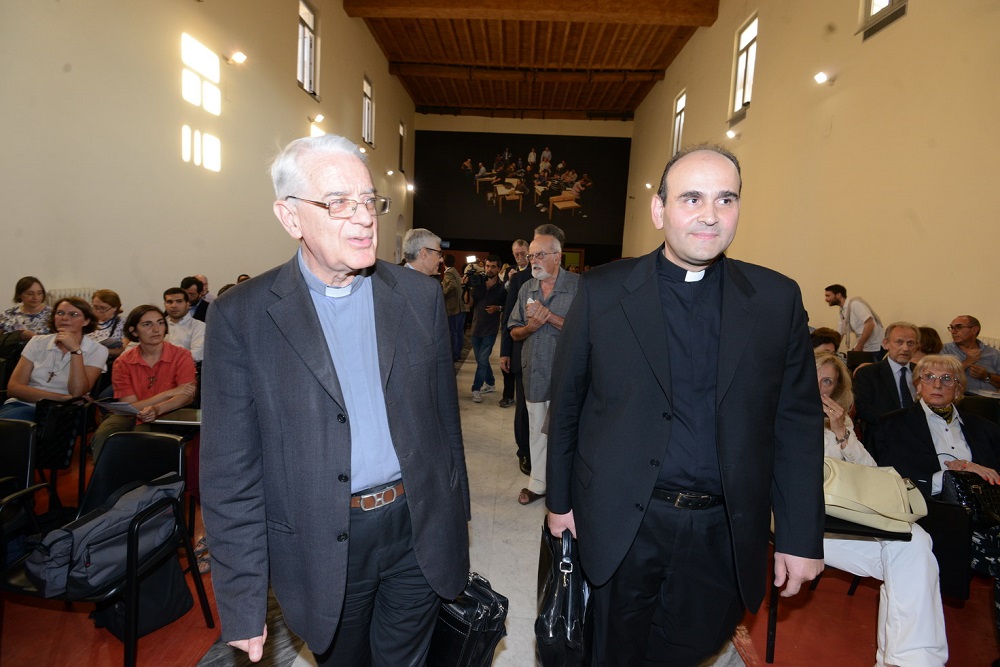 Padre Federico Lombardi e monsignor Paolo Borgia
