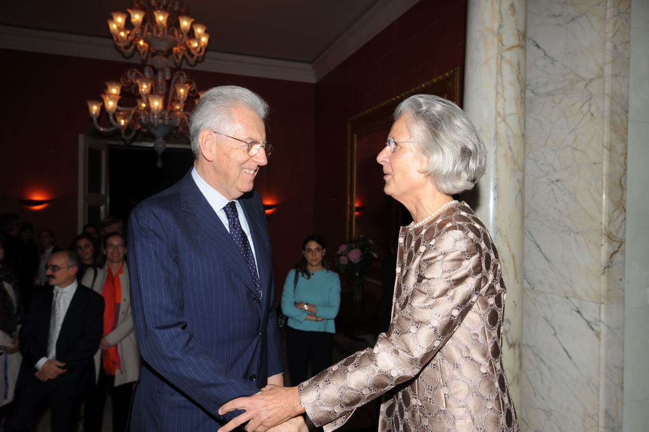 Mario Monti, Susanne Wasum-Rainer