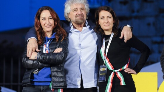 Paola Taverna, Beppe Grillo e Carla Ruocco movimento 5 stelle