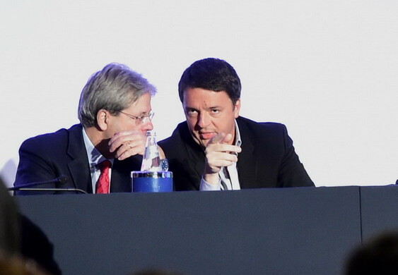 Tutte le tensioni fra Matteo Renzi e Pier Carlo Padoan su tasse e accise