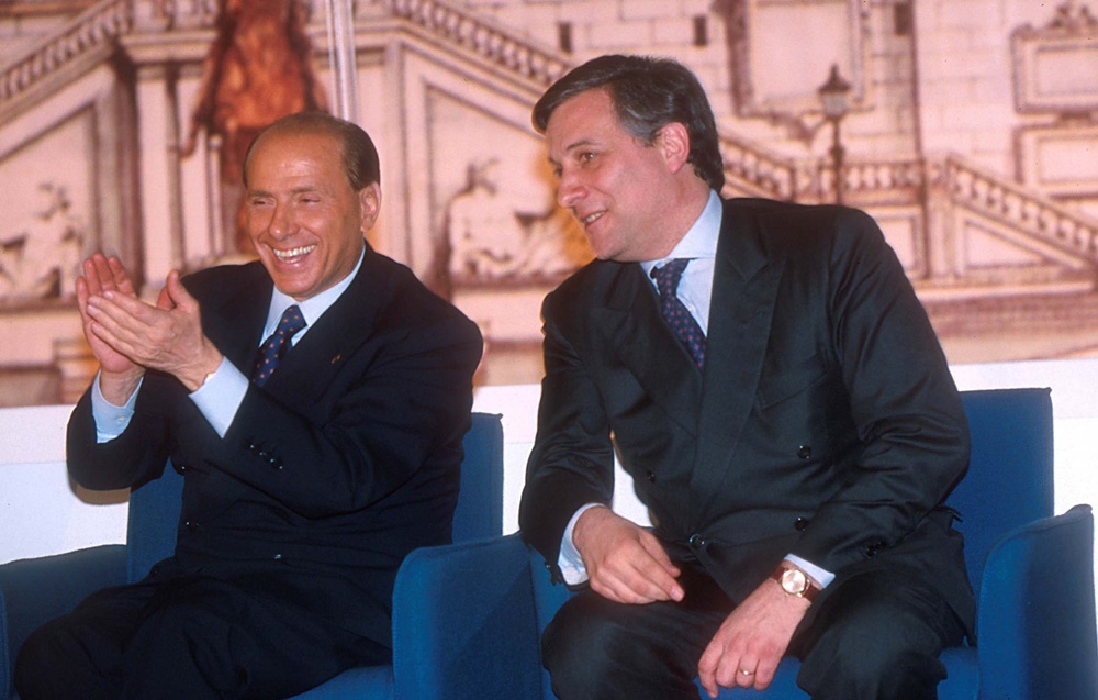 Silvio Berlusconi e Antonio Tajani (2001)
