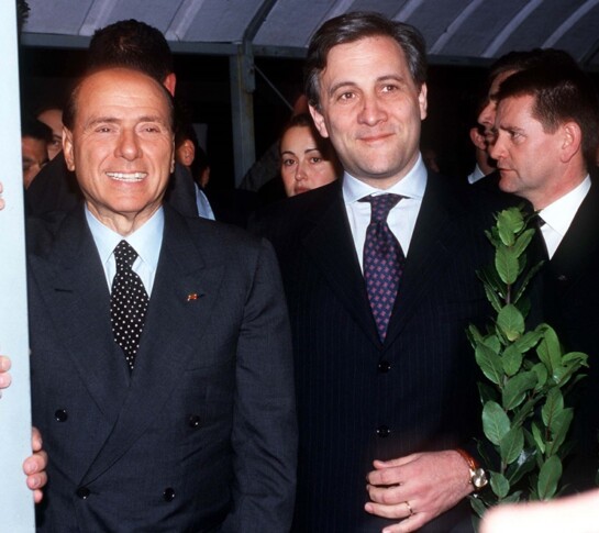 Silvio Berlusconi e Antonio Tajani (2001)