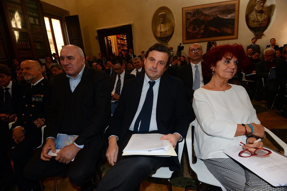 Guido Crosetto, Carlo Calenda e Valeria Fedeli