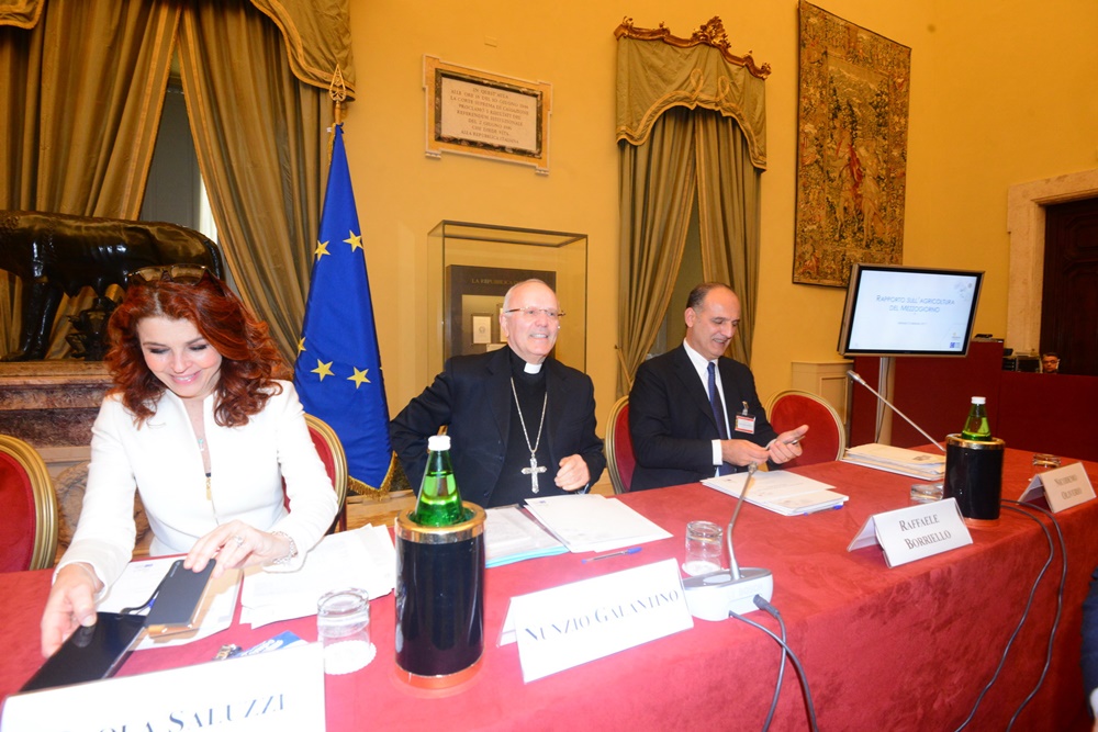 Paola Saluzzi, Nunzio Galantino e Raffaele Borriello