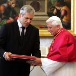 Benedetto XVI riceve in vista il presidente della Serbia Boris Tadic (2005)