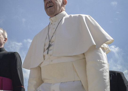Ecco chi sono i 5 nuovi cardinali scelti (a sorpresa) da Papa Francesco