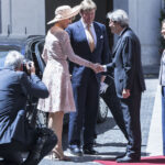 Paolo Gentiloni ed Emanuela Mauro con i reali dei Paesi Bassi
