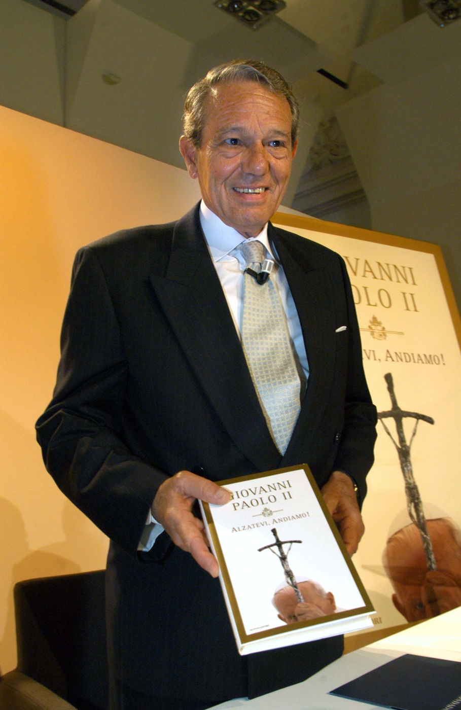 Joaquin Navarro Valls (2004)