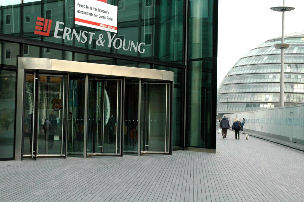 ERNST&YOUNG ERNST YOUNG LONDRA EY