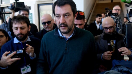 Salvini, governo, berlusconi