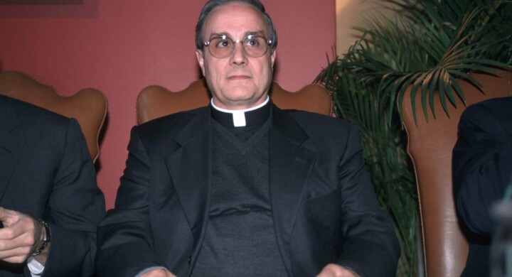 La Chiesa è intervenuta per il Vangelo e non per aiutare Salvini. Parla Mogavero