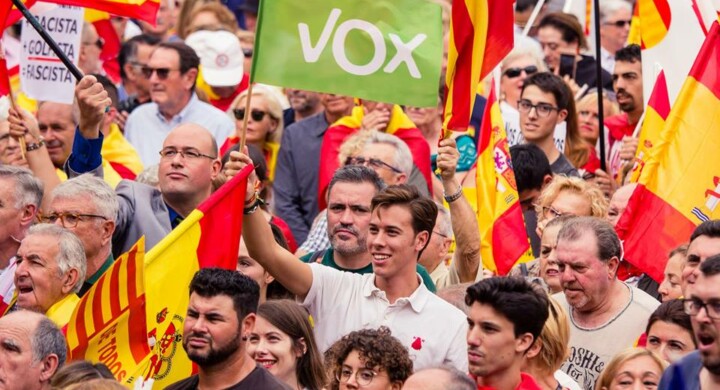 Mossa di Vox, mano a Feijoo. Cosa succede in Spagna