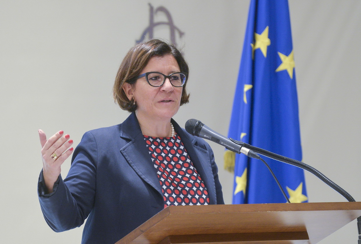 Dazi Usa Ue, è davvero un accordo? L’opinione di Trenta Dazi Usa Ue, è davvero un accordo? L’opinione di Trenta