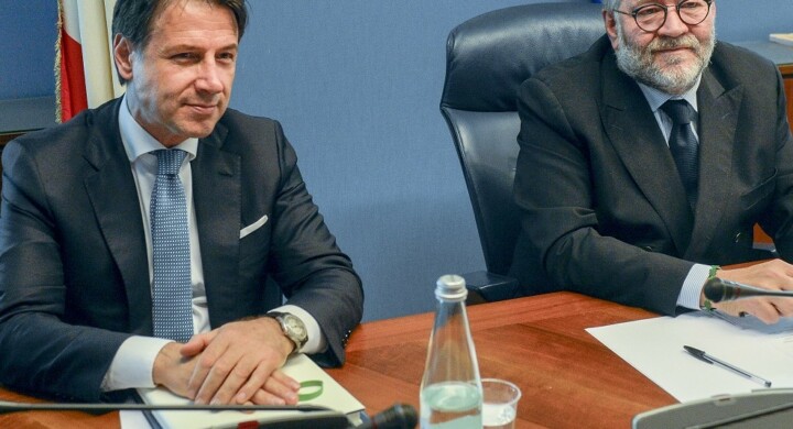 007 e cyber, Conte (ancora) nel mirino Pd. E il Copasir convoca Vecchione