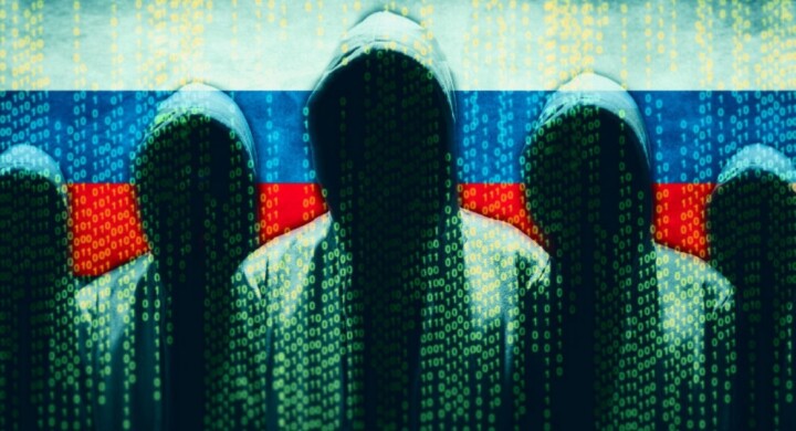 Hacker russi si fingono iraniani. Cosa hanno scoperto Usa e Uk