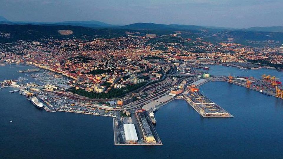 L'ingresso cinese nel porto di Amburgo riguarda anche Trieste - Formiche.net
