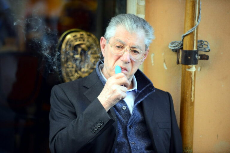 La politica come passione comunitaria. Ippolito ricorda Umberto Bossi