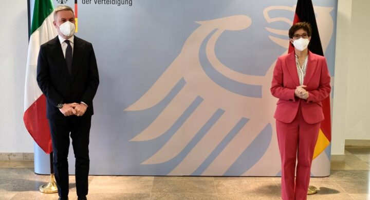 Se la Difesa Ue passa da Berlino (e Roma). Parla Marrone (Iai)