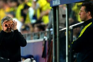 Mourinho prossimo allenatore della Roma, il titolo schizza in Borsa (+21%). Tutte le foto