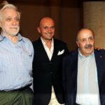 Luciano De Crescenzo, Alfonso Signorini, Maurizio Costanzo