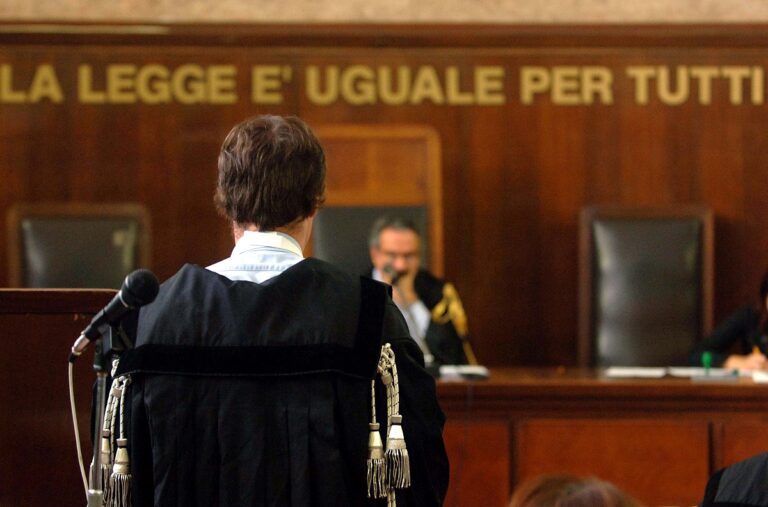 La crisi del diritto tra ragionevolezza e autorità. Scrive il prof. Corbino La crisi del diritto tra ragionevolezza e autorità. Scrive il prof. Corbino