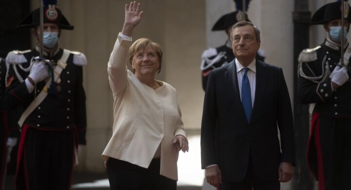 Draghi (non) sarà la nuova Merkel. Stoccata di Bloomberg