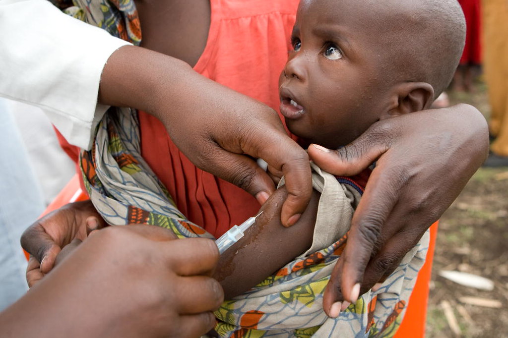 L’Oms approva il primo vaccino per la malaria