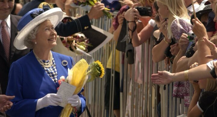 Perché la Regina Elisabetta è così popolare? Ecco il suo segreto