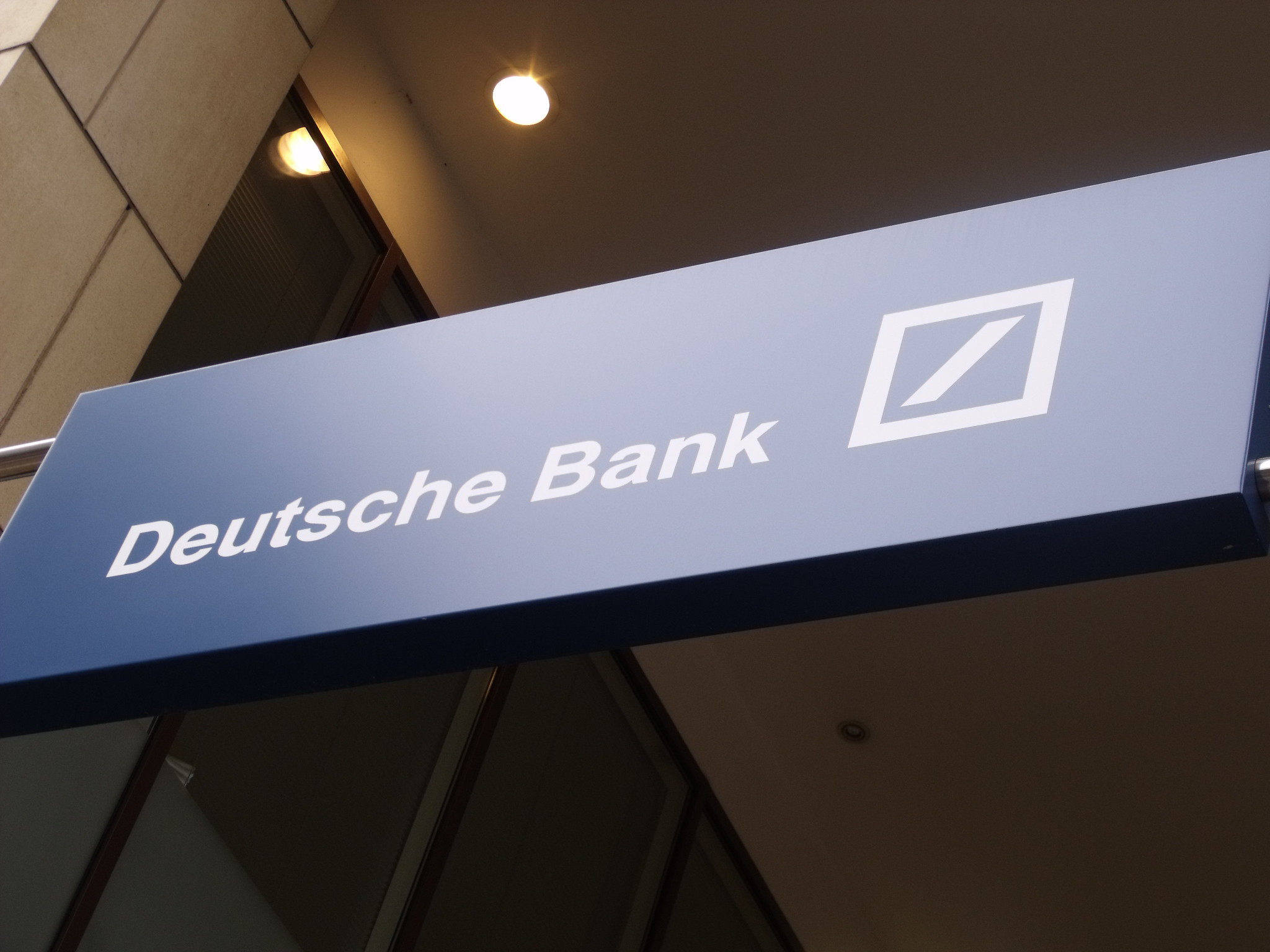 Deutsche Banken wurden von der EZB angegriffen.  Die Inflation ist an allem schuld