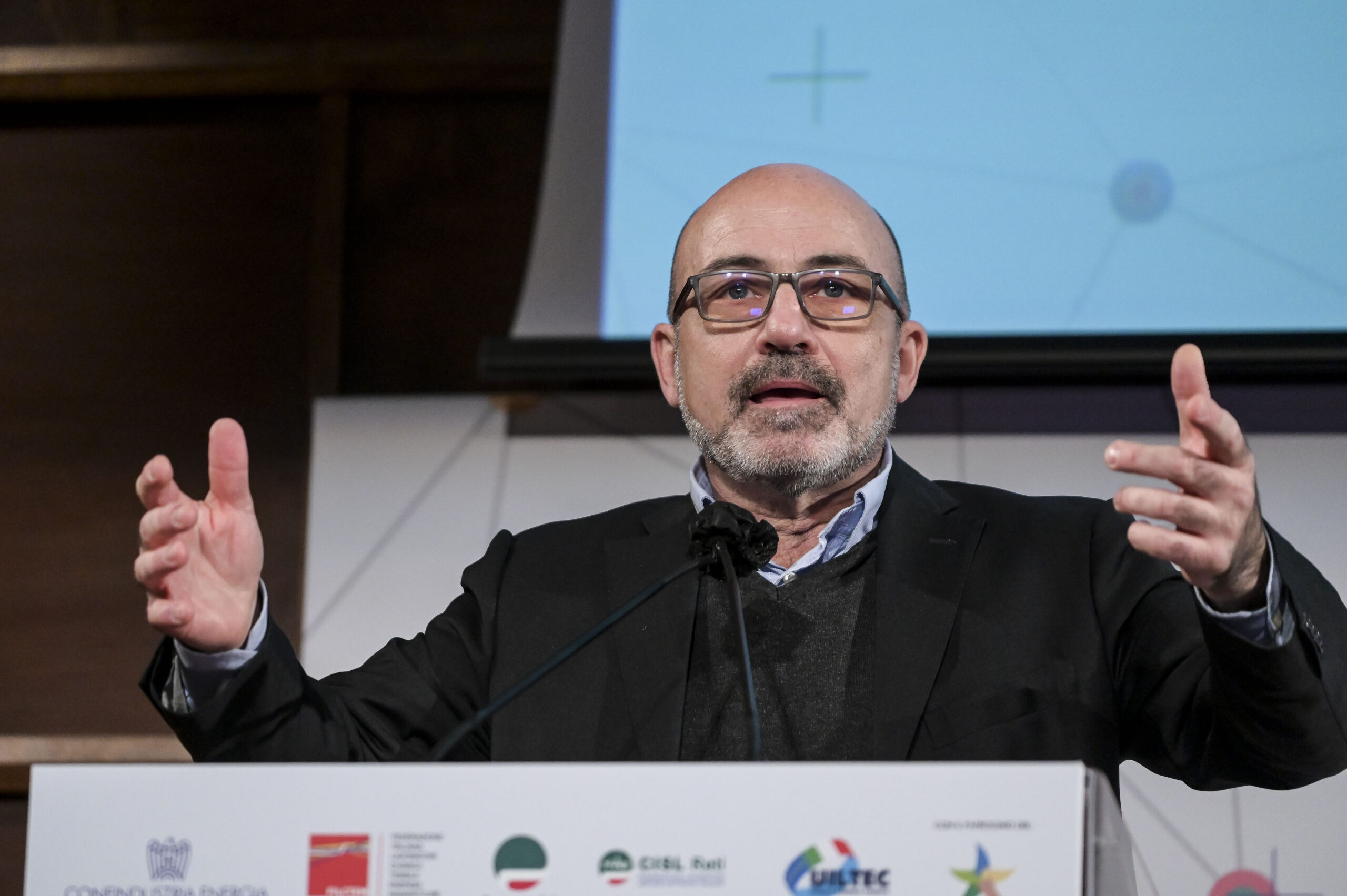 Tassonomia, Cingolani abbraccia il nucleare del futuro