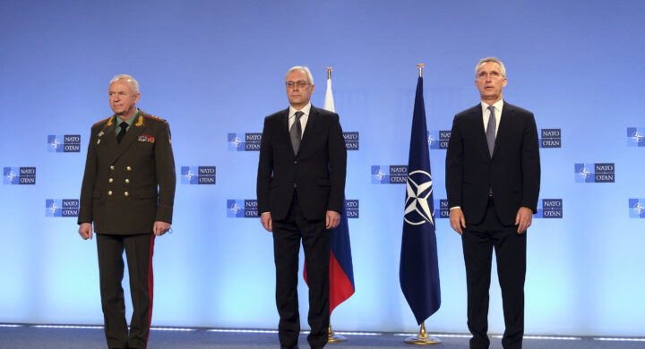 Nato-Russia, un vertice in salita. Parla Stoltenberg