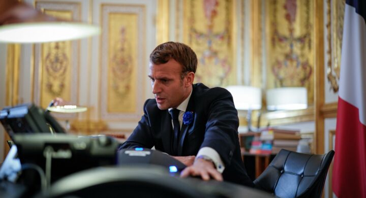 Macron va a destra. Ma era solo questione di tempo. Parla Gressani