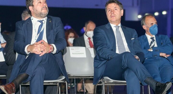 Salvini e Conte, due personaggi in cerca di posizione