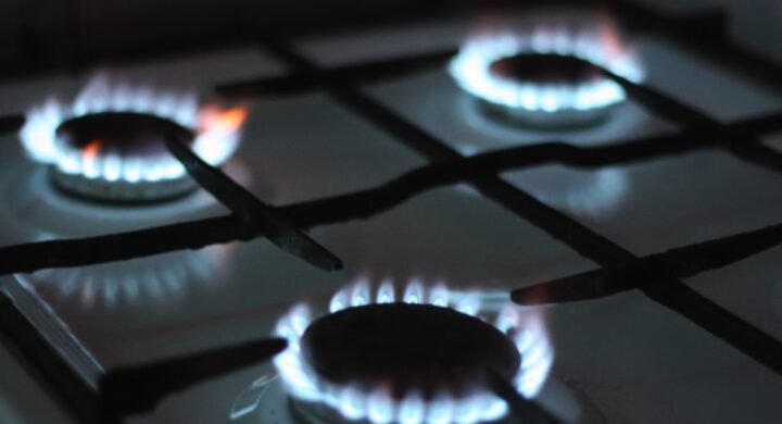 Da dove viene la dipendenza dal gas russo e come influenza la campagna elettorale