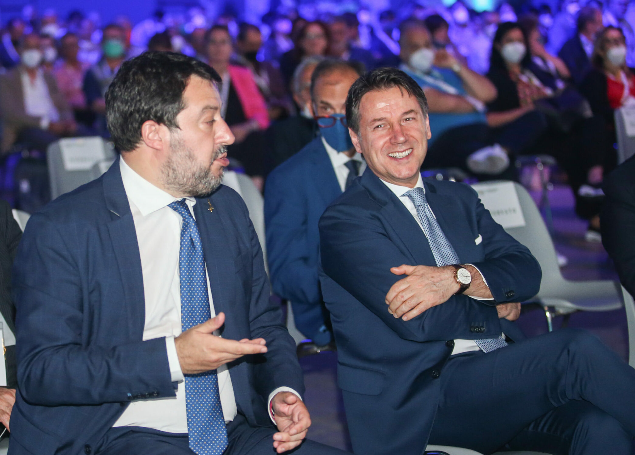 da conte a vannacci quando la guerra smaschera ambiguit224 e opportunismi la versione di cicchitto da Formiche.net da conte a vannacci quando la guerra smaschera ambiguit224 e opportunismi la versione di cicchitto